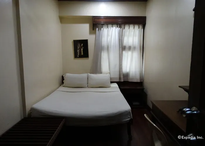 Malate Pensionne Hotel
